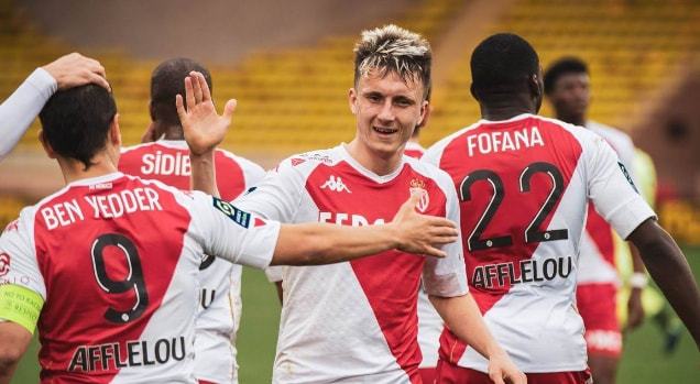 在关注他的 在关注他的